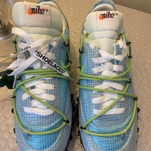 Woman size 8 Nike off white